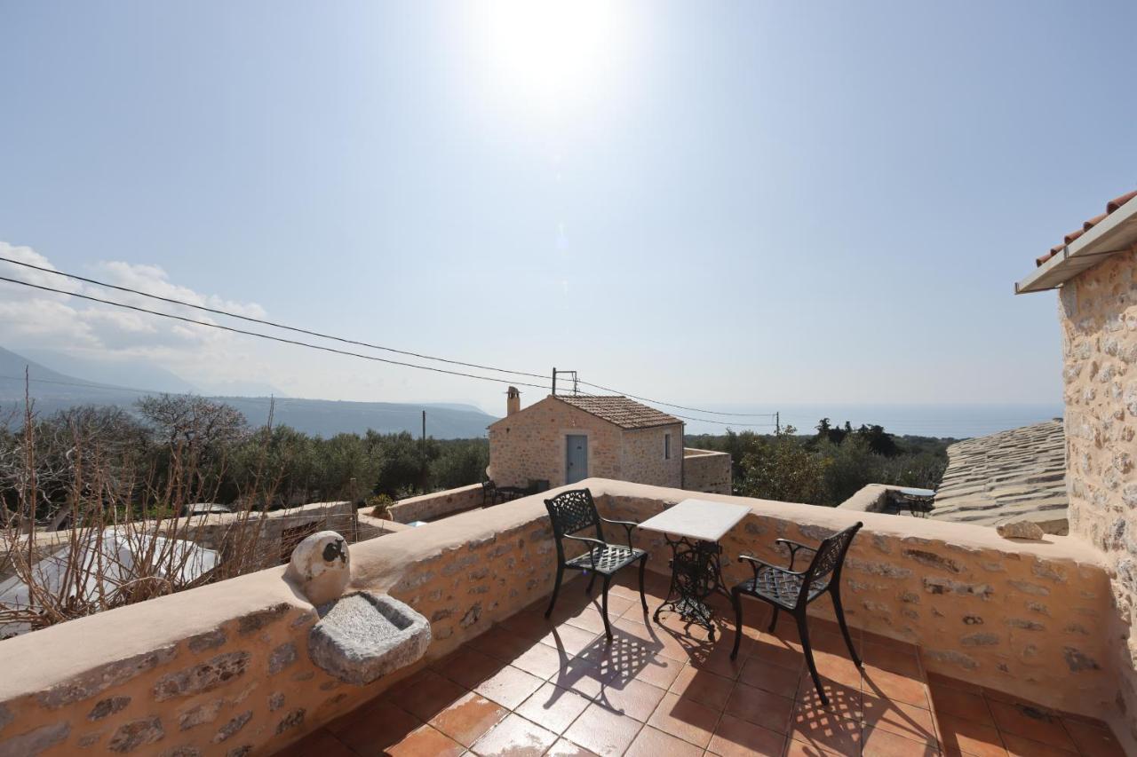 Lithos Stone Suites Areopoli Room photo
